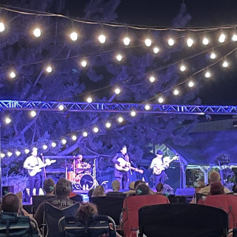 Lucca Winery - Johnny Cash Tribute (Johnny Lives) - Wineries Near Me - Ripon, California