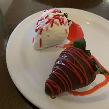 Fusion Restaurant & Bar - Vegan dipped strawberries - Vietnamese Near Me - Riverside, California