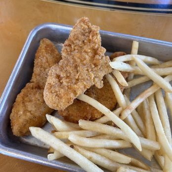 Longboard’s Grill - They used to do delicious panko breading on the chicken strips not anymore. Cafeteria style. Not good. Overpriced. - Seafood Near Me - Santa Barbara, California Longboard’s Grill - They used to do delicious panko breading on the chicken strips not anymore. Cafeteria style. Not good. Overpriced. - Seafood Near Me - Santa Barbara, California