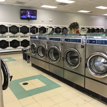 Maytag Laundromat - Laundromat Near Me - Glendale Heights, Illinois