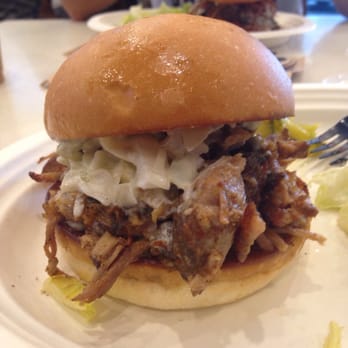 La Tour Cafe - Smoked pork with jalepeno BBQ & coleslaw - Cafes Near Me - Honolulu, Hawaii