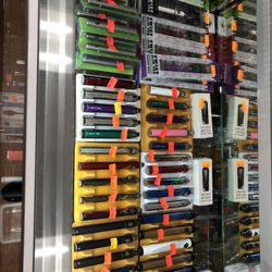 King Tobacco - We offer a wide selection of adjustable, rechargeable voltage batteries. They work great for CBD cartridges that can also be bought here!