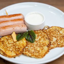 Elena's Cafe