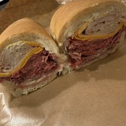 Hero King - Nutley - Roast beef, turkey, cheddar cheese horseradish mayo