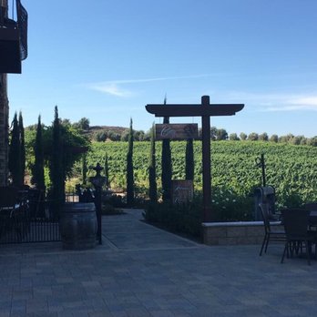 Robert Renzoni Vineyards - Wineries Near Me - Temecula, California