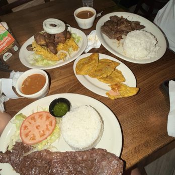 El Platanal - Mofongo, bistec, con arroz y habichuela. Tostones - Caribbean Near Me - Carolina, Puerto Rico