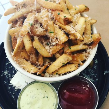 Ellie's - Truffle fries fried perfectly - Italian Near Me - Long Beach, California Ellie's - Truffle fries fried perfectly - Italian Near Me - Long Beach, California