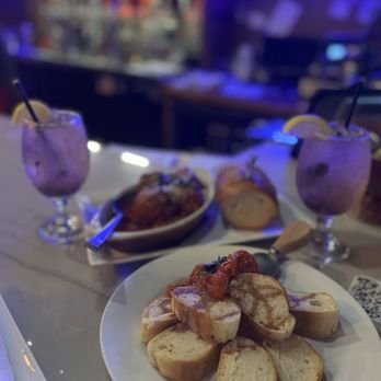 Uncork Charleston - Wine Bars Near Me - Charleston, South Carolina Uncork Charleston - Wine Bars Near Me - Charleston, South Carolina
