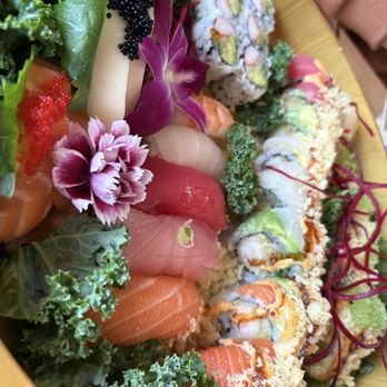 APA Sushi - Sushi Bars Near Me - Maple Grove, Minnesota