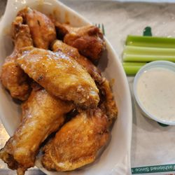 Jakes Burgers and Beer - Ghost pepper wings