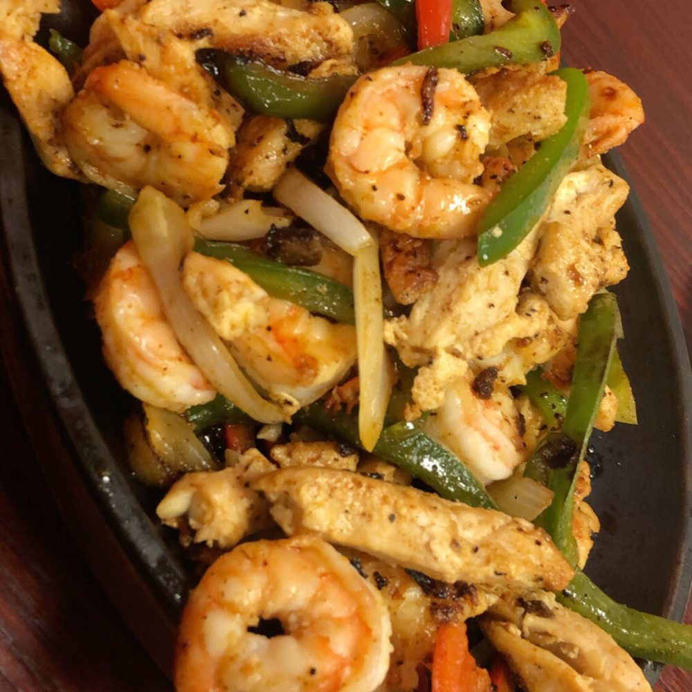 Taqueria Flavio - Shrimp & Chicken Fajitas - Mexican Near Me - Fredericksburg, Virginia