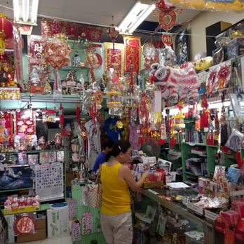 Phuc Hing Gift & Book Store - Lots of interesting items which I cannot get in my town 10/23/19 - Gift Shops Near Me - Honolulu, Hawaii Phuc Hing Gift & Book Store - Lots of interesting items which I cannot get in my town 10/23/19 - Gift Shops Near Me - Honolulu, Hawaii