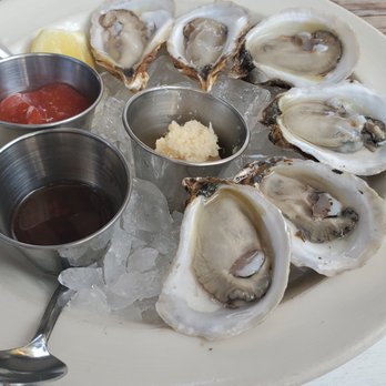 Perla's - Oysters - Seafood Near Me - Austin, Texas
