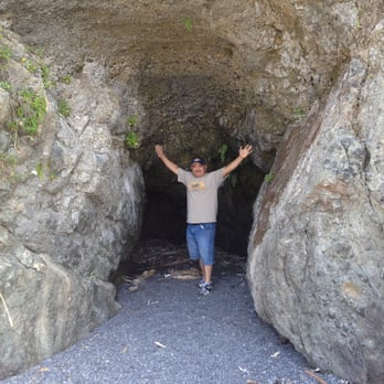 Black Sands Beach - Beaches Near Me - Whitethorn, California