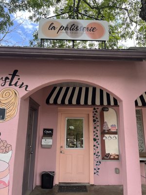 La Pâtisserie by null