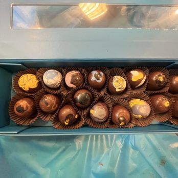 Seabreeze Craft Chocolates - Truffles - Chocolatiers & Shops Near Me - San Diego, California Seabreeze Craft Chocolates - Truffles - Chocolatiers & Shops Near Me - San Diego, California