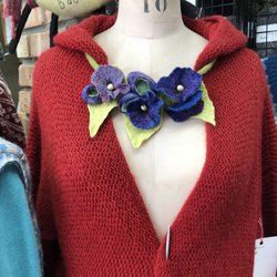 Heritage Spinning & Weaving - Gorgeous cardigan with felted flower necklace