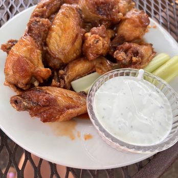 Flat Branch Pub & Brewing - Honey sriracha wings - American Near Me - Columbia, Missouri Flat Branch Pub & Brewing - Honey sriracha wings - American Near Me - Columbia, Missouri