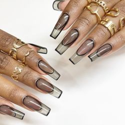 Trendy Nails & Spa - Transparent glossy look