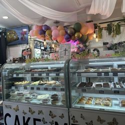 Cake Me Away Bakery - Cake Me bakery