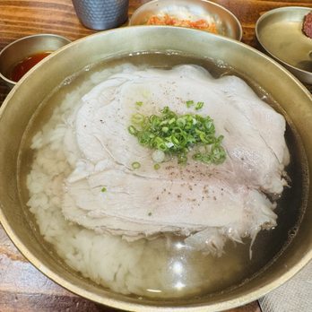 Okdongsik - Pork bone rice soup - Korean Near Me - Honolulu, Hawaii