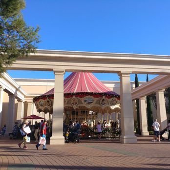 Irvine Spectrum Carousel - Carousels Near Me - Irvine, California