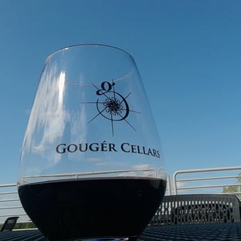 Gouger Cellars Winery and Restaurant - Roof top seating - Wineries Near Me - Ridgefield, Washington