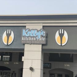 Kelly's Kitchen Cafe - Front entrance.