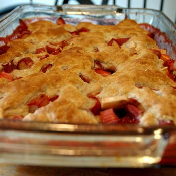 Sweetcakes bakery - strawberry pie in a glass baking dish - Bakeries Near Me - Collinsville, Virginia Sweetcakes bakery - strawberry pie in a glass baking dish - Bakeries Near Me - Collinsville, Virginia
