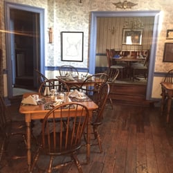 Thomas Bond House - Dining area