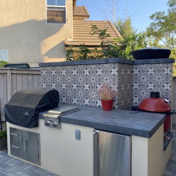 Breceda Landscape - Outdoor Kitchen - Landscaping Near Me