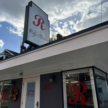 Ruby's Chocolates - the front of the building - Chocolatiers & Shops Near Me - Cincinnati, Ohio