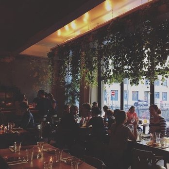 Café Parvis - Pizza Near Me - Montreal, Quebec