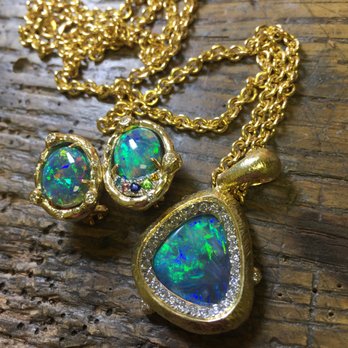 Gold Bloom - Lightning ridge black opal - Jewelry Near Me - Healdsburg, California Gold Bloom - Lightning ridge black opal - Jewelry Near Me - Healdsburg, California
