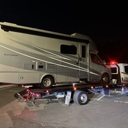 General RV Center