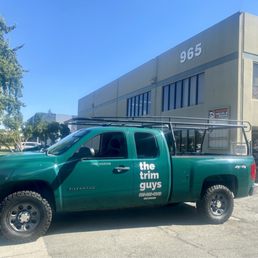 Business logo on side of truck. Business logo on side of truck.