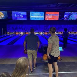 Ten Pin Alley - The lanes