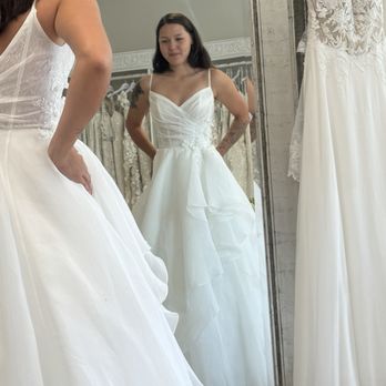 Starlet Bridal - Bridal Near Me - Windsor, California Starlet Bridal - Bridal Near Me - Windsor, California