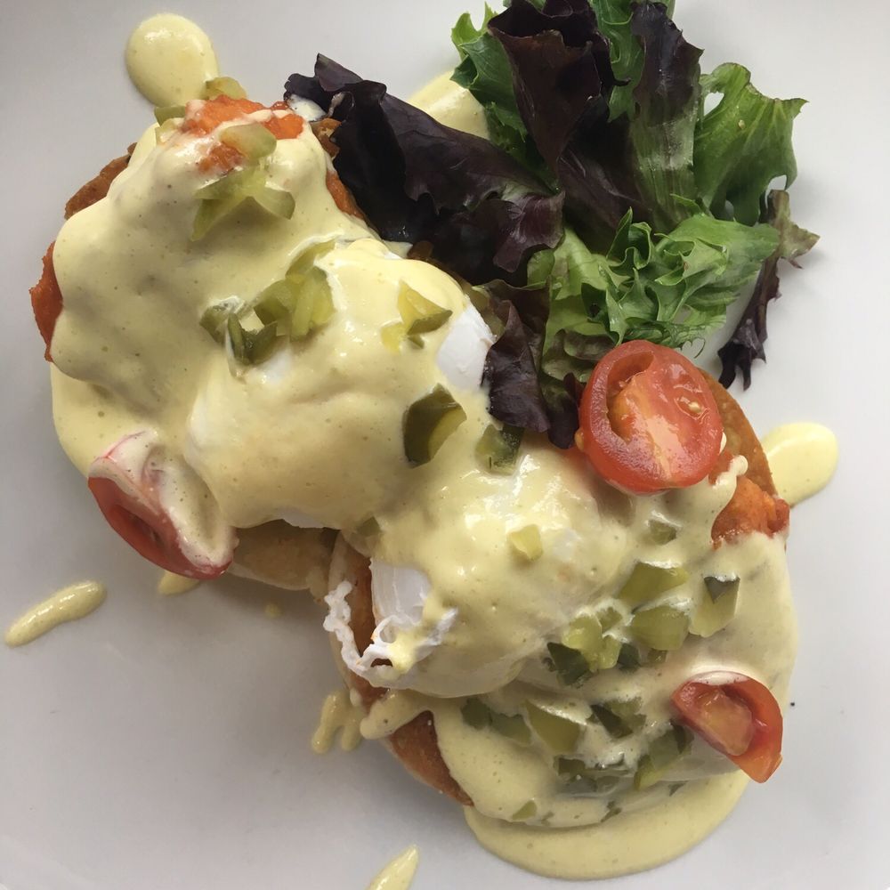 Etc Restaurant - Spicy chicken eggs benedict - New American Near Me - Nashville, Tennessee Etc Restaurant - Spicy chicken eggs benedict - New American Near Me - Nashville, Tennessee