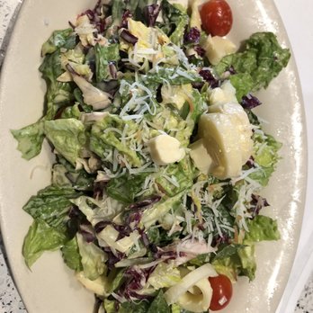 Coconuts - House salad with papaya dressing. Awesome flavor! - Seafood Near Me - Fort Lauderdale, Florida
