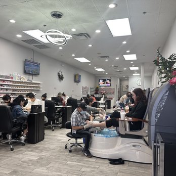 V Nails & Spa - Nail Salons Near Me - Tolleson, Arizona V Nails & Spa - Nail Salons Near Me - Tolleson, Arizona