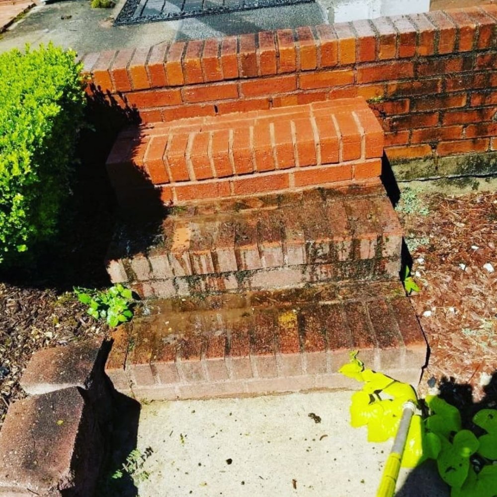 Slide of D Home Improvements