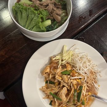 9 Dang Fine Thai - Thai Near Me - Hillsboro, Oregon 9 Dang Fine Thai - Thai Near Me - Hillsboro, Oregon