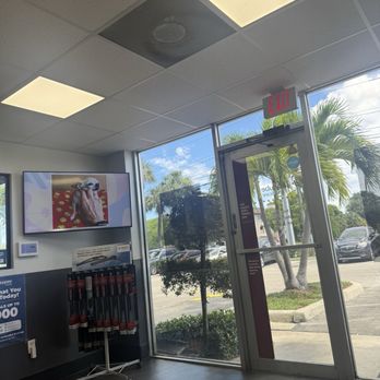 Jiffy Lube - Oil Change Stations Near Me - Pompano Beach, Florida Jiffy Lube - Oil Change Stations Near Me - Pompano Beach, Florida