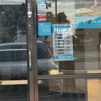 The UPS Store - Hours clearly say they close at 7p and I rushed and drive an hour - Shipping Centers Near Me - Webster, Texas The UPS Store - Hours clearly say they close at 7p and I rushed and drive an hour - Shipping Centers Near Me - Webster, Texas