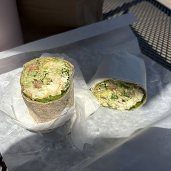 Food For Thought - Avo Pesto Cado w/ Chicken - Juice Bars & Smoothies Near Me - Garden City, New York Food For Thought - Avo Pesto Cado w/ Chicken - Juice Bars & Smoothies Near Me - Garden City, New York