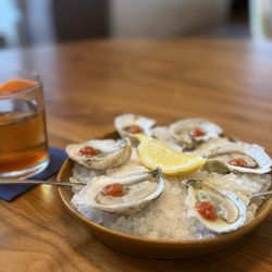 Husk Savannah - Raw Oysters