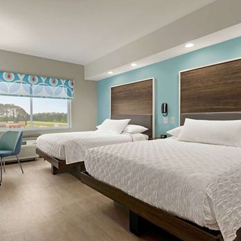 Tru by Hilton Florence I-95 - Guest room - Hotels Near Me - Florence, South Carolina Tru by Hilton Florence I-95 - Guest room - Hotels Near Me - Florence, South Carolina