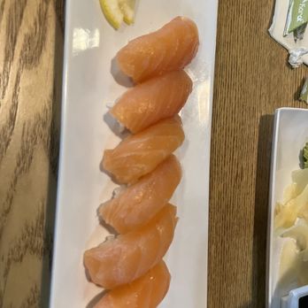 Hinoki Sushi - Sake nigiri - Sushi Bars Near Me - Reno, Nevada