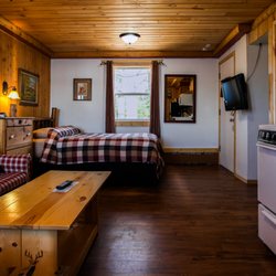 Curriers Lakeview Lodge - The Homestead